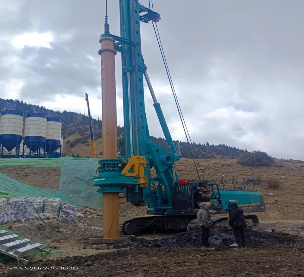 決戰(zhàn)“世界之巔”！山河智能旋挖鉆機實力助建川藏鐵路