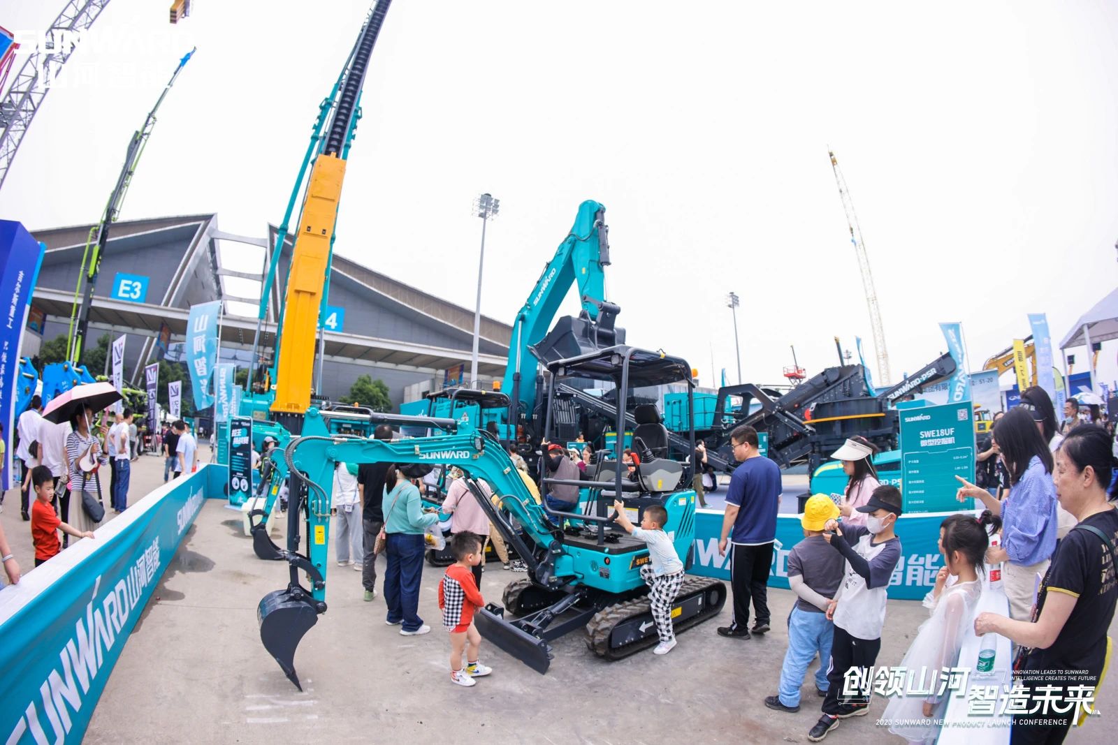 2025 CICEE | 山河智能歷屆長沙展高光回顧！再啟新篇，邀您共赴創(chuàng)新之約！